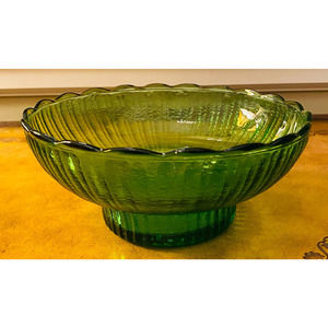 Vintage 1950s E.O. Brody M2000 Green Glass Scalloped Edge Bowl Candy Dish